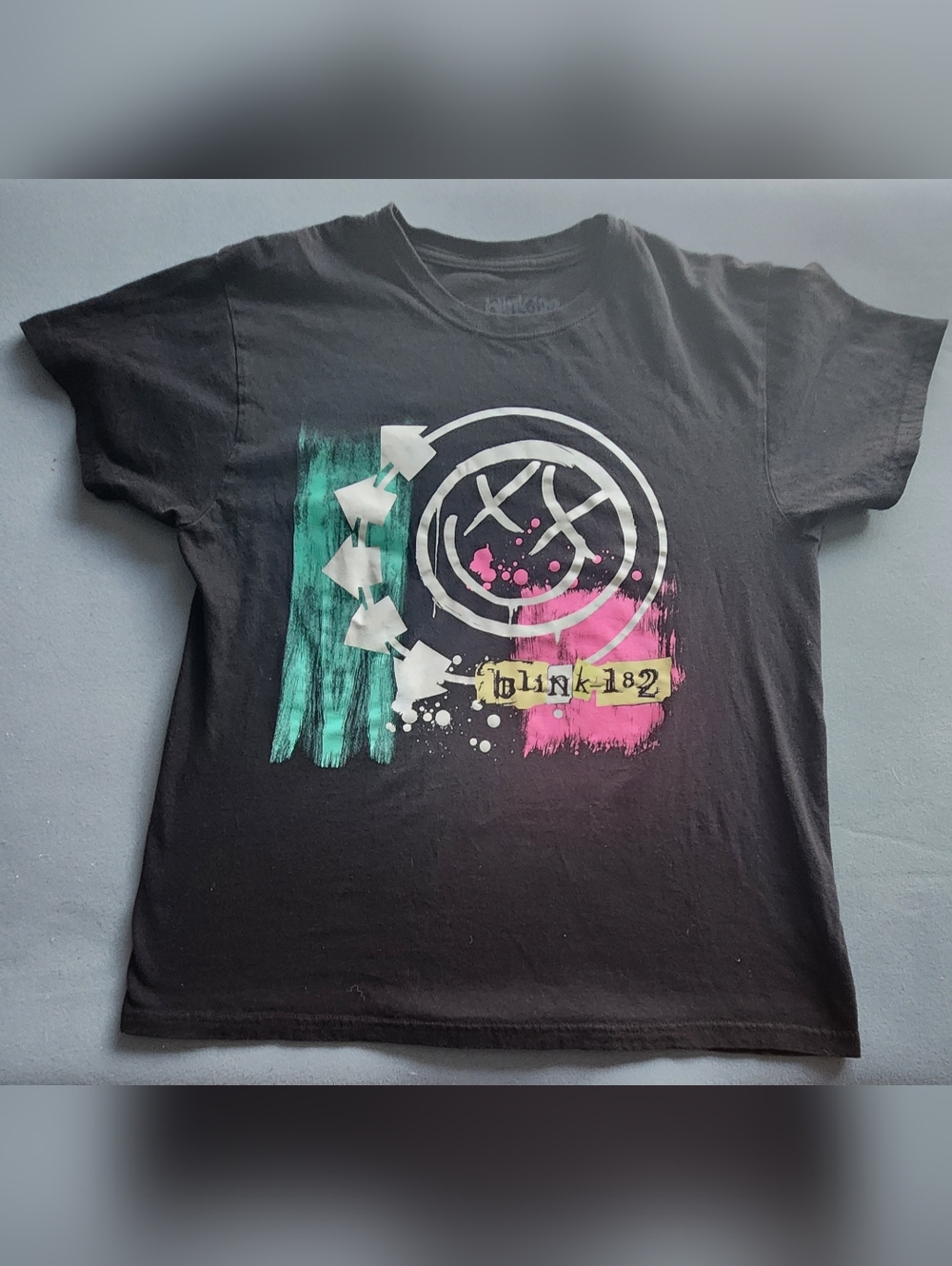 Blink 182 Graphic Band Tee M